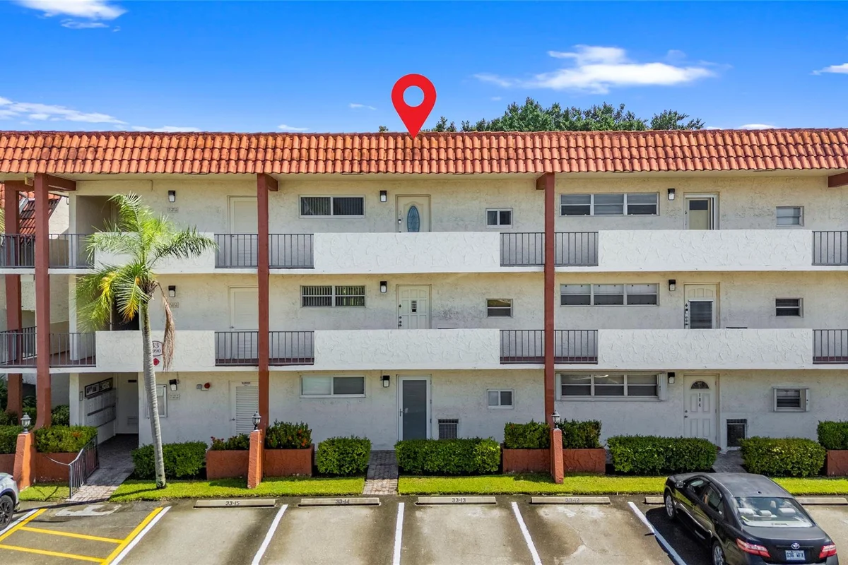 8990 S Hollybrook Blvd #305, Pembroke Pines: photo 1 of 44