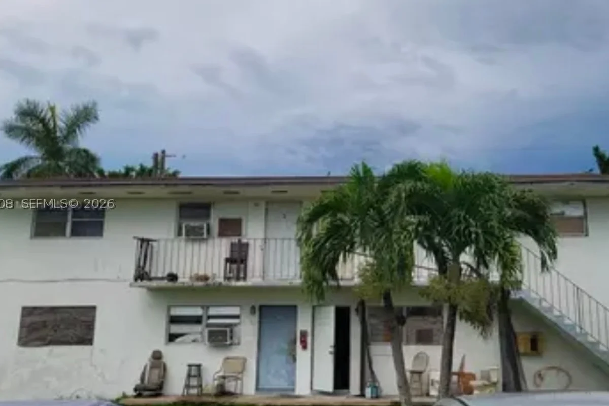 688 SW 6th St, Belle Glade: photo 1 of 1