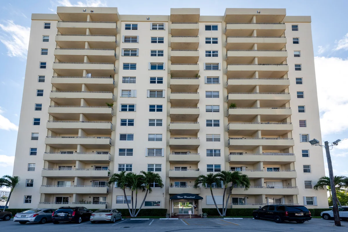 900 NE 18th Ave #409, Fort Lauderdale: photo 1 of 22