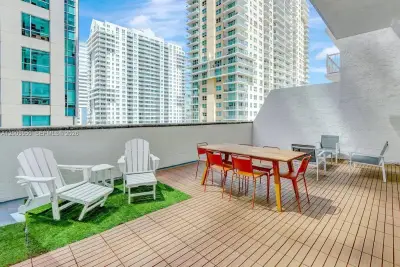 1200 Brickell Bay Dr #1404, Miami: photo 1 of 31