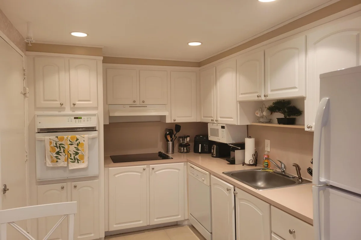 3901 S Ocean Dr #12t, Hollywood: photo 1 of 37