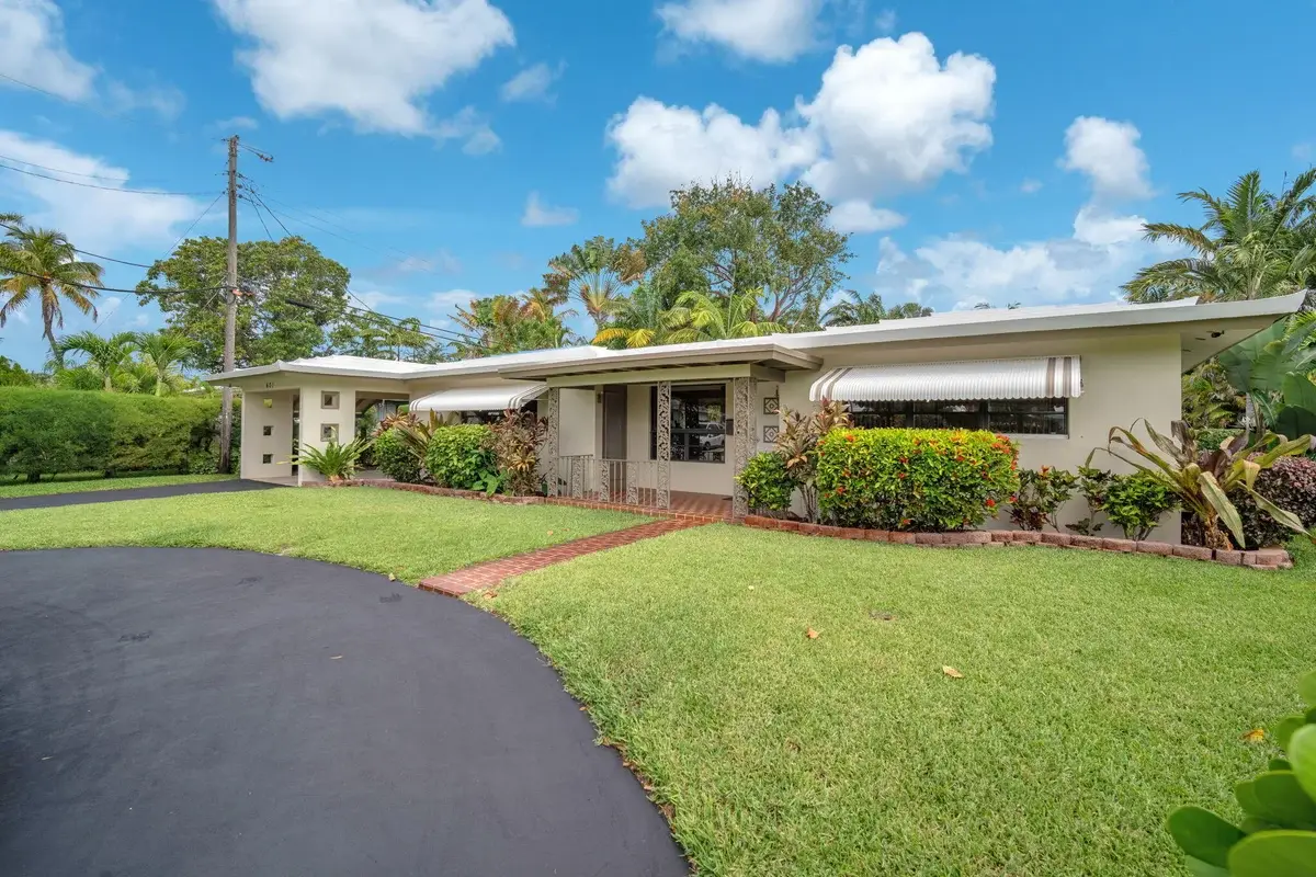 601 NW 29th St, Wilton Manors: photo 1 of 28
