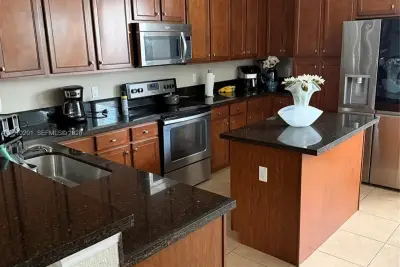 11942 SW 26th Ct, Miramar: photo 1 of 5