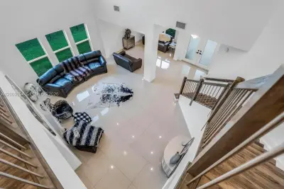 7601 Cavalia Dr, Davie: photo 1 of 1