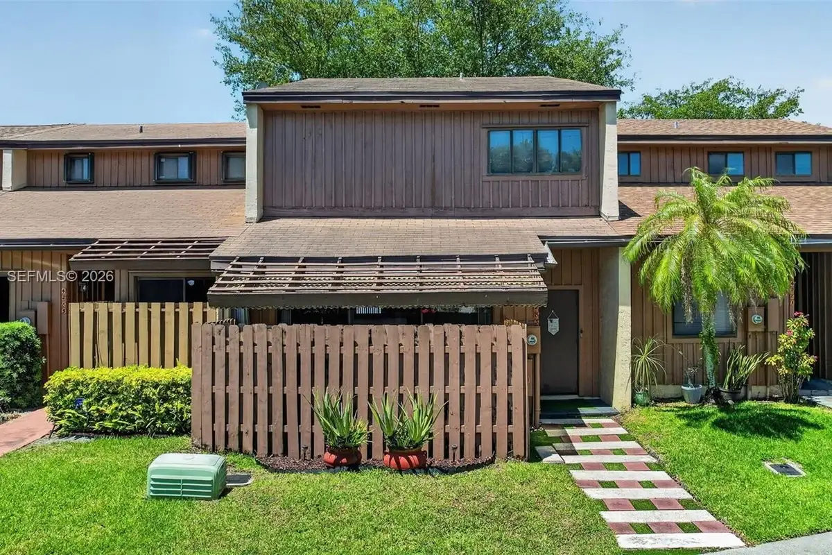 4283 S Pine Island Rd, Davie: photo 1 of 58