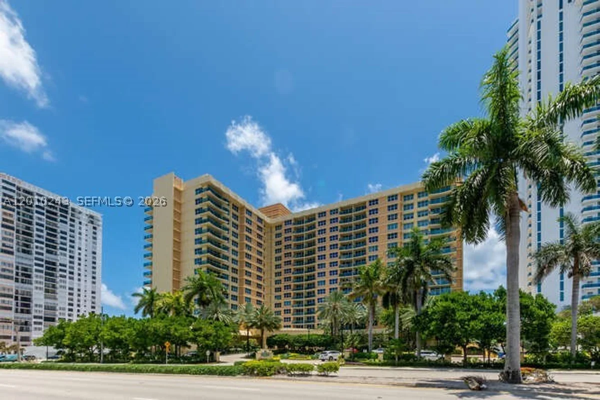2501 S Ocean Dr #637, Hollywood: photo 1 of 64