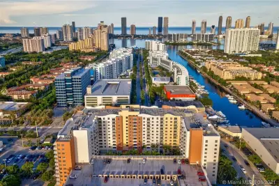 18800 NE 29th Ave #704, Aventura: photo 1 of 26