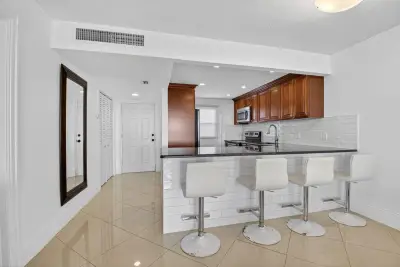 5500 NW 2nd Ave #718, Boca Raton: photo 1 of 38