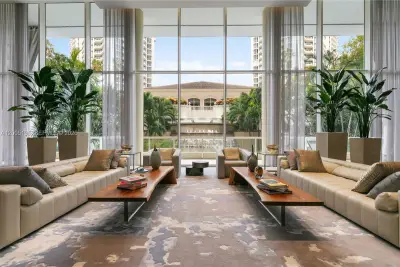21150 Point Pl #LPH 2902, Aventura: photo 1 of 49