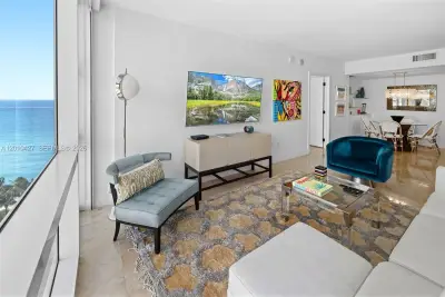 6801 Collins Ave #1215, Miami Beach: photo 1 of 34