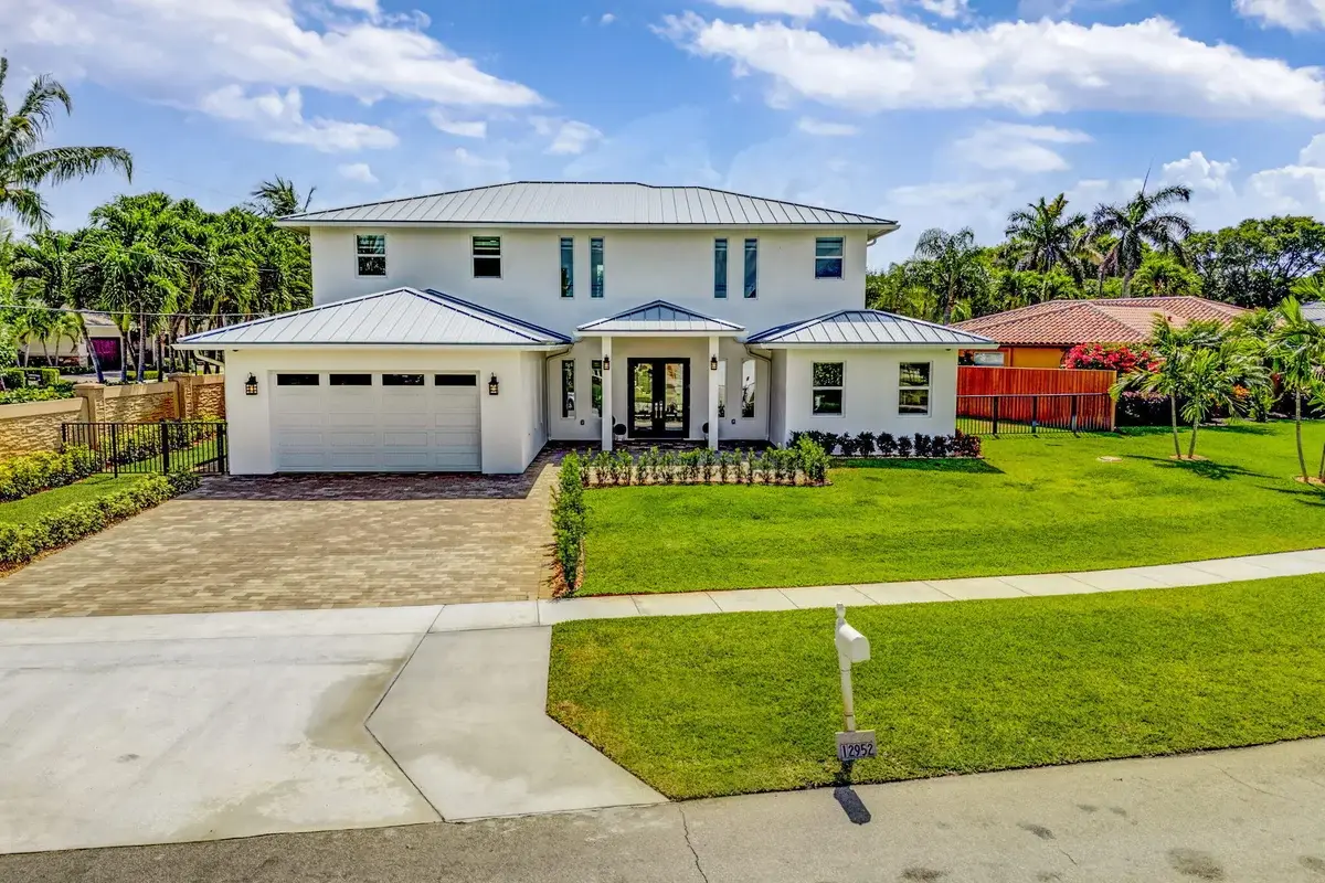12952 Drayton Rd SE, North Palm Beach: photo 1 of 101