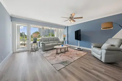 2000 S Ocean Dr #208, Fort Lauderdale: photo 1 of 10
