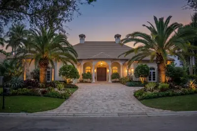 469 Mariner Dr, Jupiter: photo 1 of 64