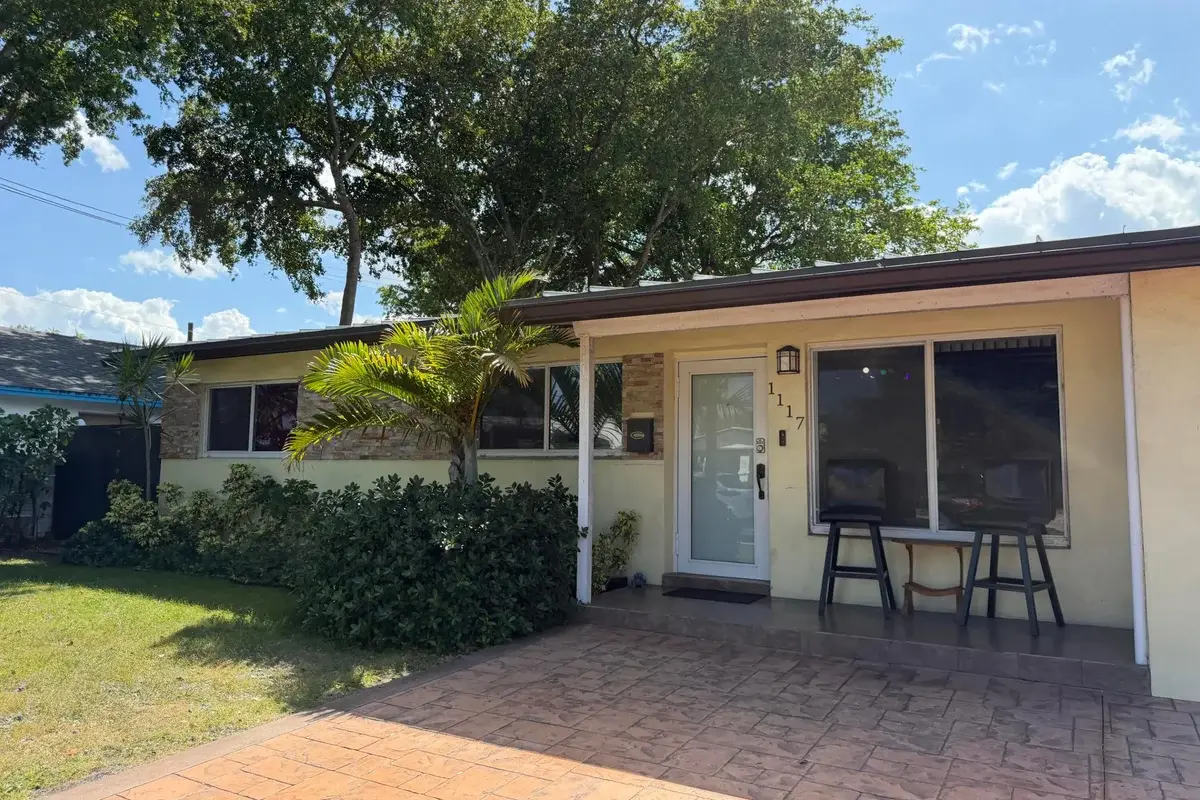 1117 SW 22nd Ave, Fort Lauderdale: photo 1 of 28