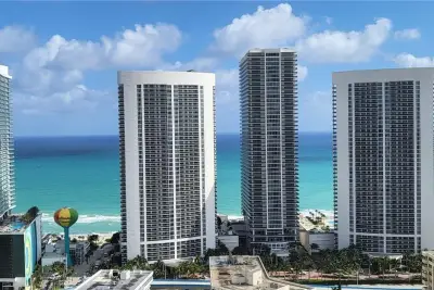 2602 E Hallandale Beach Blvd #R306, Hallandale Beach: photo 1 of 9
