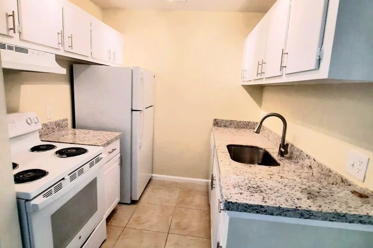 1500 N Congress Ave #B29, West Palm Beach: photo 1 of 22