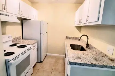 1500 N Congress Ave #B29, West Palm Beach: photo 1 of 22