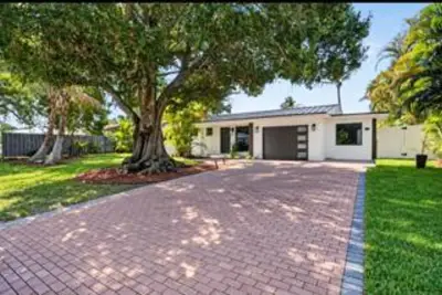 454 Dover Rd, Jupiter: photo 1 of 59