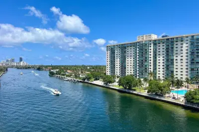 19390 Collins Ave #1510, Sunny Isles Beach: photo 1 of 23