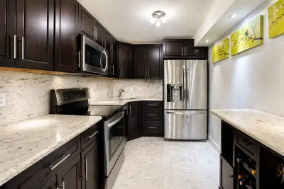 7000 NW 17th St #203, Plantation: photo 1 of 27