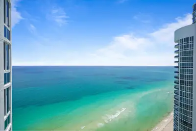 15901 Collins Ave #3902, Sunny Isles Beach: photo 1 of 17