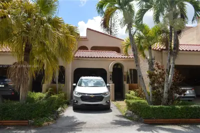 3932 Estepona Ave #7D5, Doral: photo 1 of 45