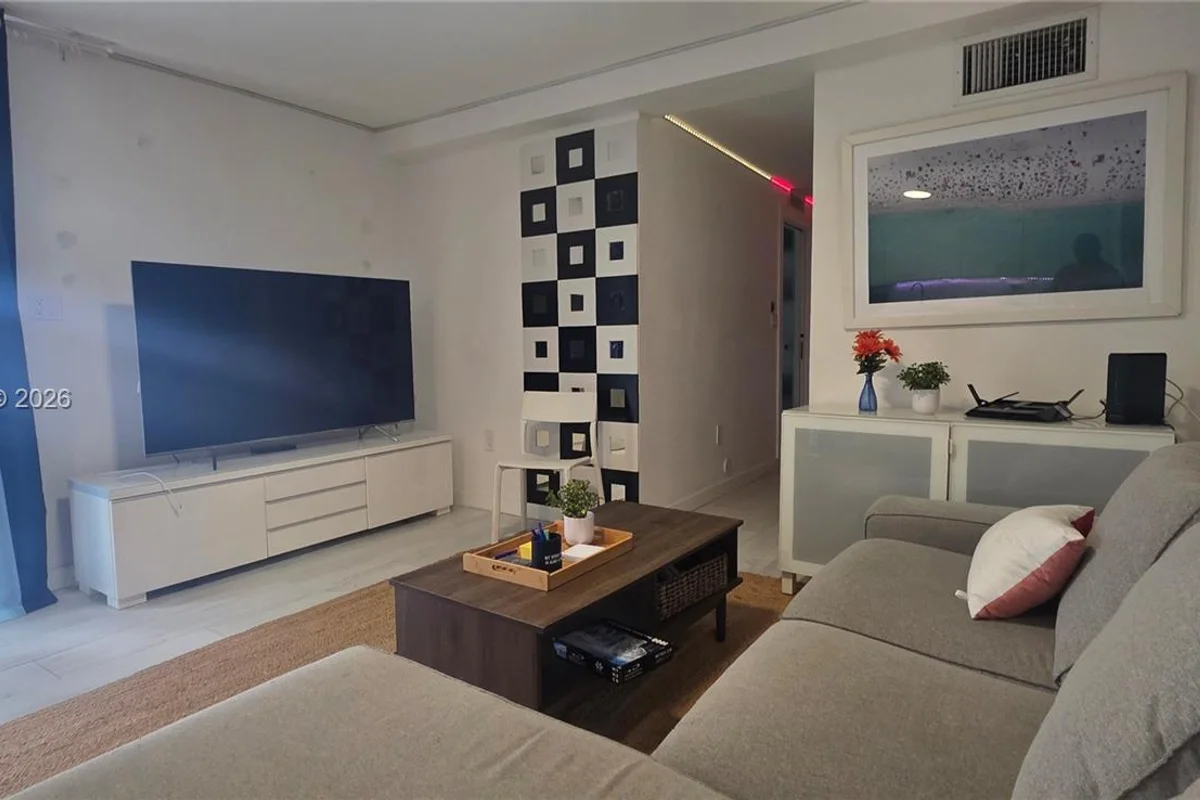 846 Michigan Ave #101, Miami Beach: photo 1 of 48