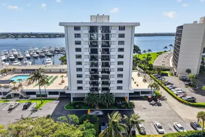 1200 Marine Way #Bd2, North Palm Beach: photo 1 of 51