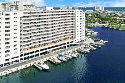 333 Sunset Dr #503, Fort Lauderdale: photo 1 of 63