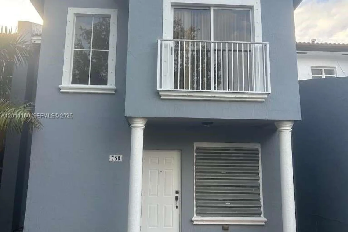760 SW 6th Ct, Florida City: photo 1 of 16