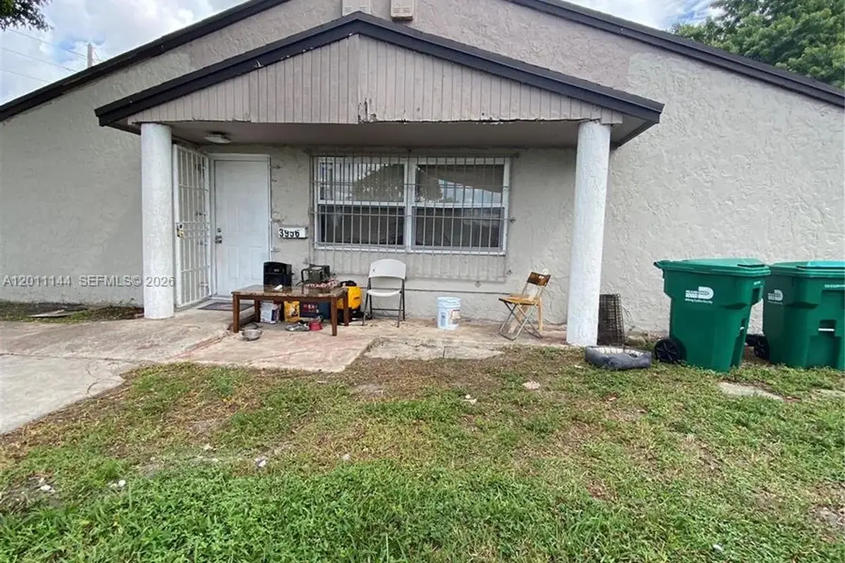 3956 NW 182nd Ln, Miami Gardens: photo 1 of 12