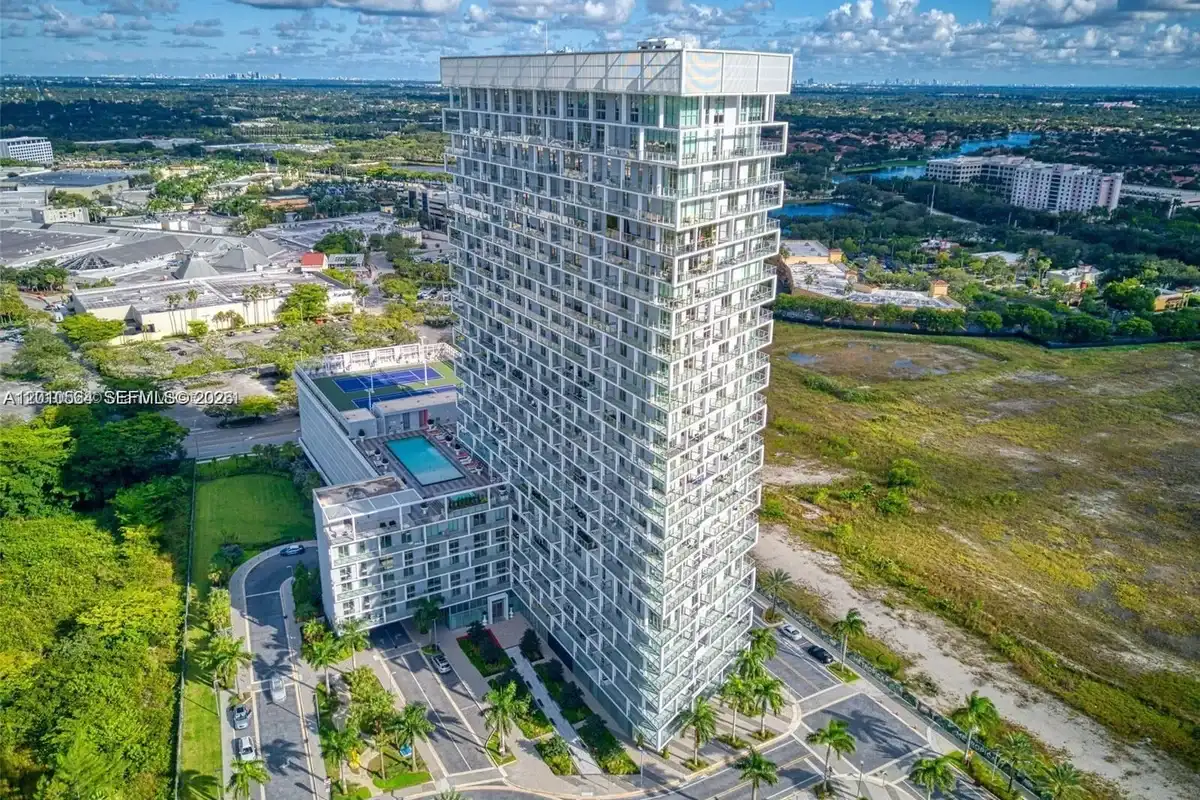 2000 Metropica Way #2304, Sunrise: photo 1 of 48