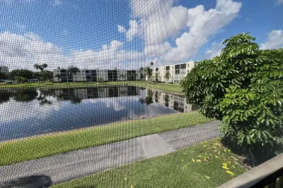 7340 Amberly Ln #205, Delray Beach: photo 1 of 41