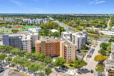 16400 NE 17th Ave #206, North Miami Beach: photo 1 of 21