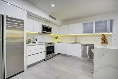 101 E Crandon Blvd #276, Key Biscayne: photo 1 of 69