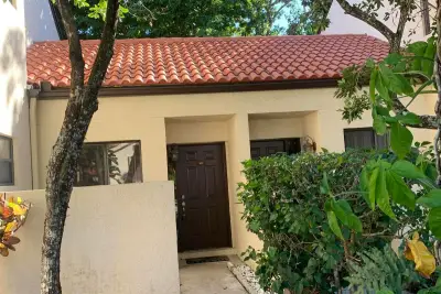 12 Via De Casas Sur #102, Boynton Beach: photo 1 of 18