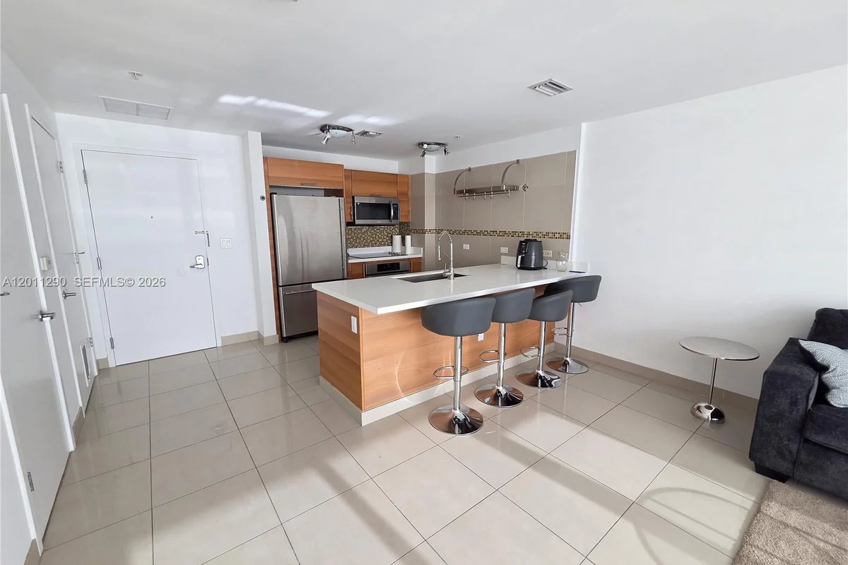 3301 NE 1st Ave #H3005, Miami: photo 1 of 17