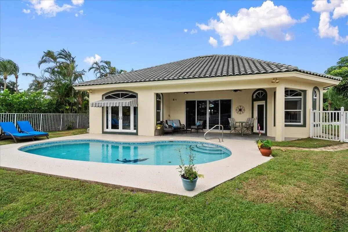 72 Waterway Rd, Jupiter: photo 1 of 59