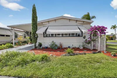 50012 Hacha, Boynton Beach: photo 1 of 55