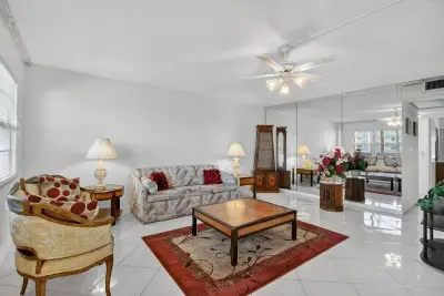 2035 Ainslie, Boca Raton: photo 1 of 78