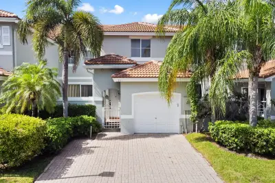 931 Lemonwood Ct, Hollywood: photo 1 of 28