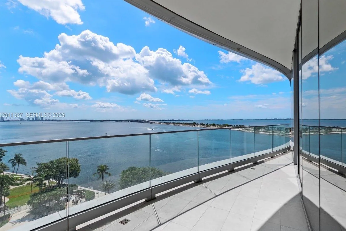 175 SE 25th Rd #704, Miami: photo 1 of 29