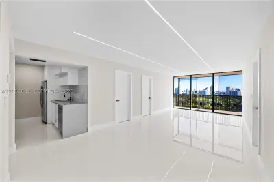 20379 W Country Club Dr #1938, Aventura: photo 1 of 30