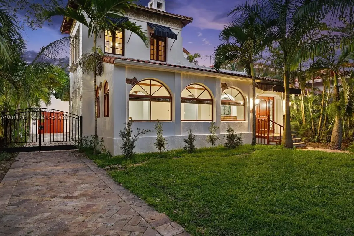 1137 Asturia Ave, Coral Gables: photo 1 of 88