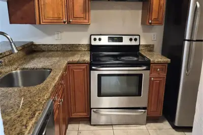 4177 NW 114th Ave, Coral Springs: photo 1 of 2