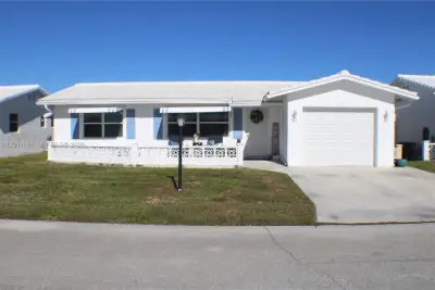 1511 Alfred Dr, Boynton Beach: photo 1 of 29
