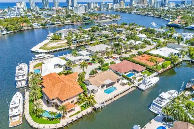 633 4th Key Dr, Fort Lauderdale: photo 1 of 83