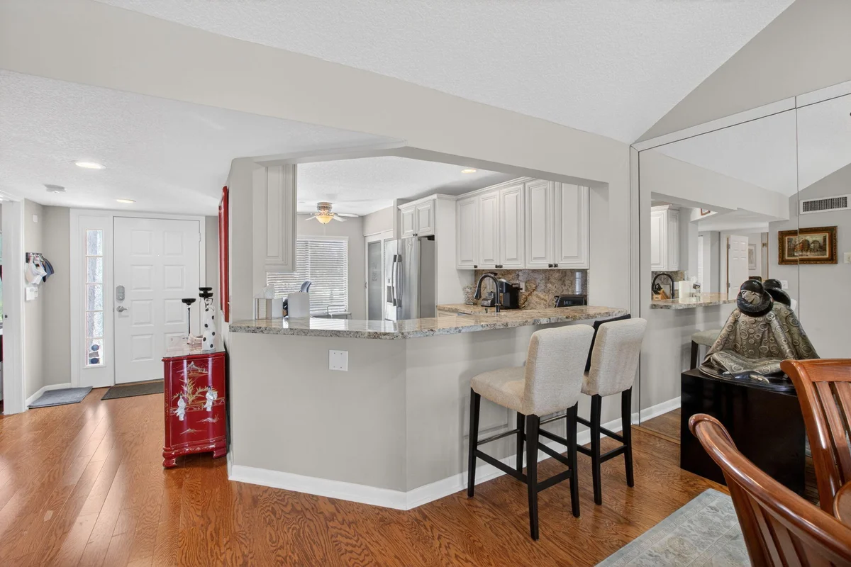 7701 Glendevon Ln #1907, Delray Beach: photo 1 of 101