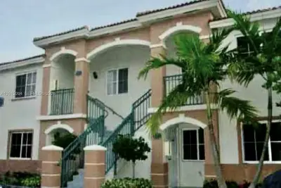 1300 SE 31st Ct #201-36, Homestead: photo 1 of 9