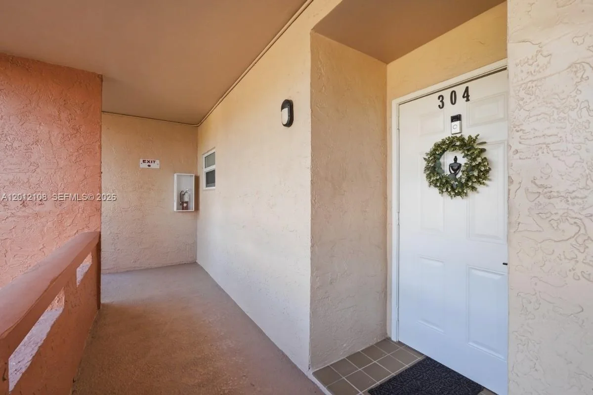 8826 W Mcnab Rd #304, Tamarac: photo 1 of 22
